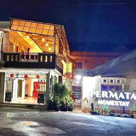 Permata Homestay Kotamobagu Mitra Reddoorz Екстер'єр фото
