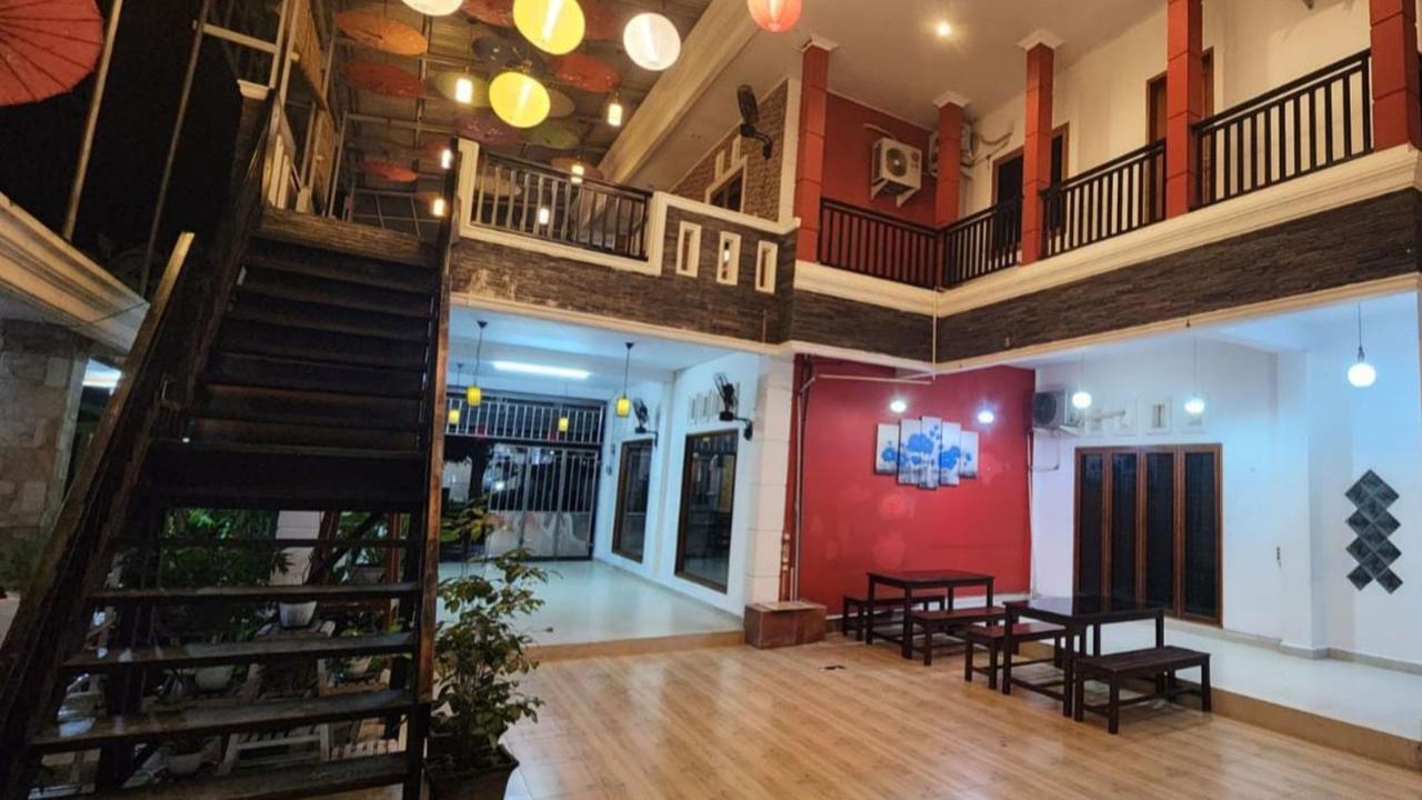 Permata Homestay Kotamobagu Mitra Reddoorz Екстер'єр фото